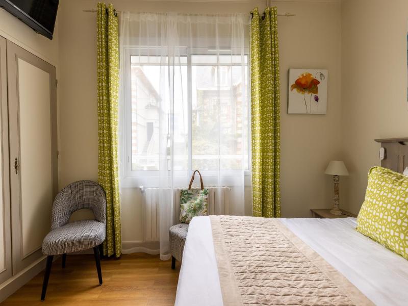 Family Golf Hotel image