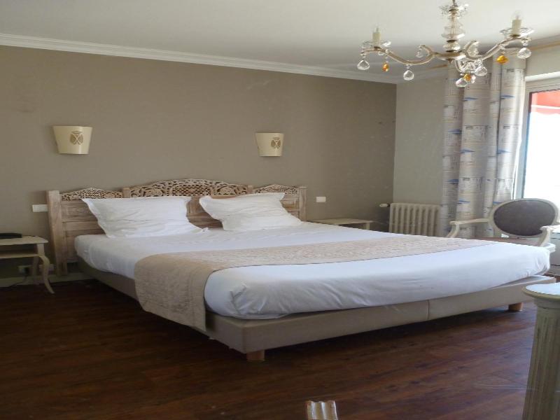 Family Golf Hotel image