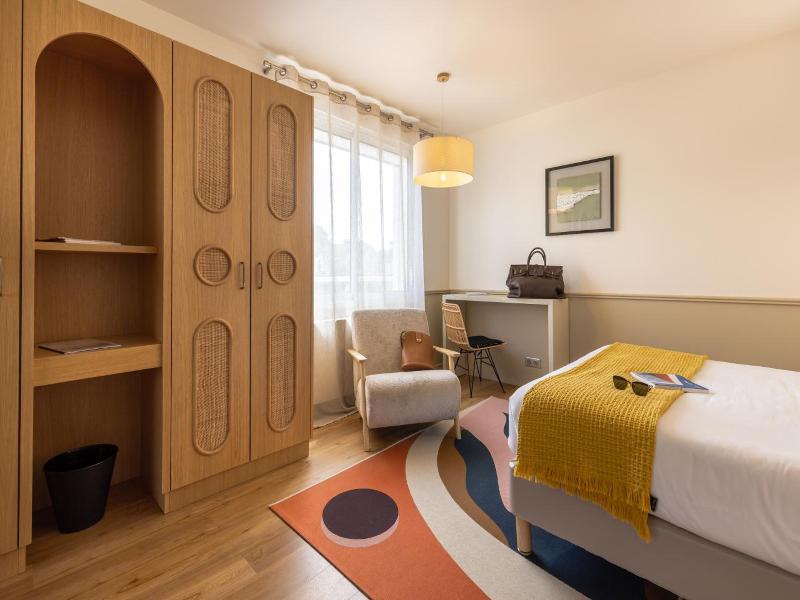 Family Golf Hotel image