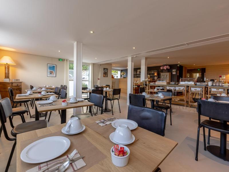 Family Golf Hotel image