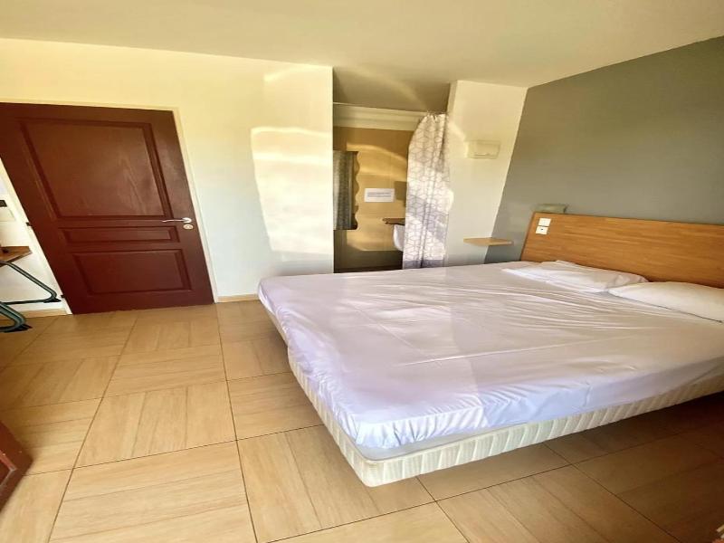 Hôtel Acajou image