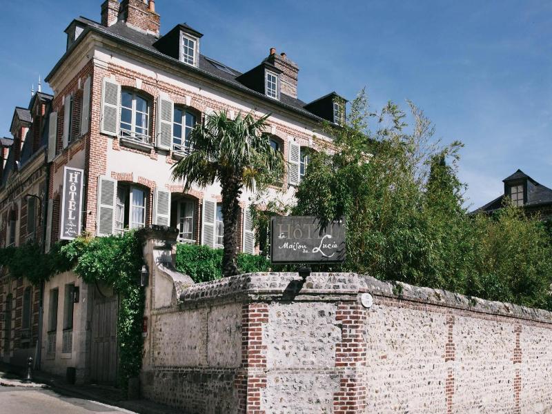 La Maison De Lucie image