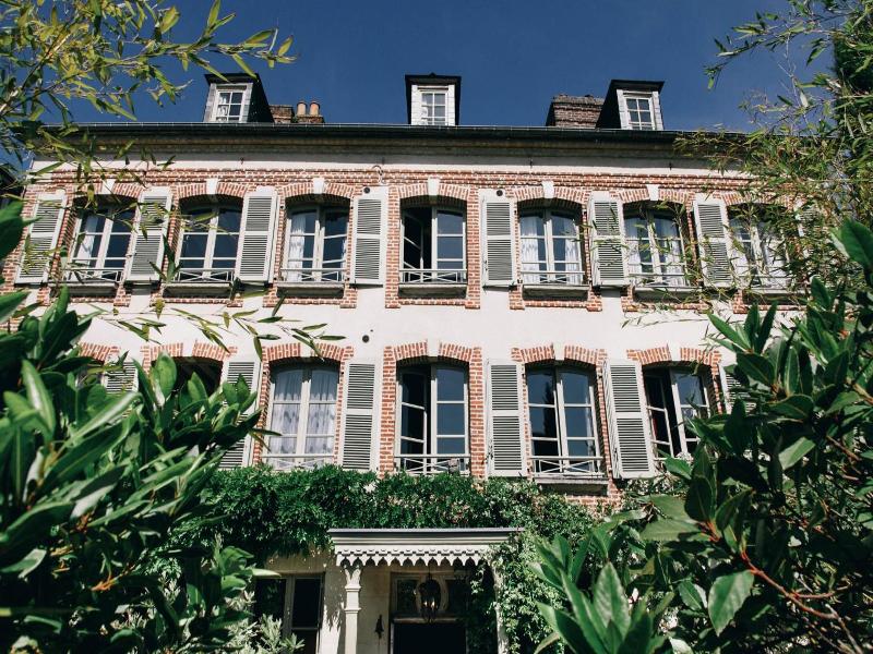 La Maison De Lucie image