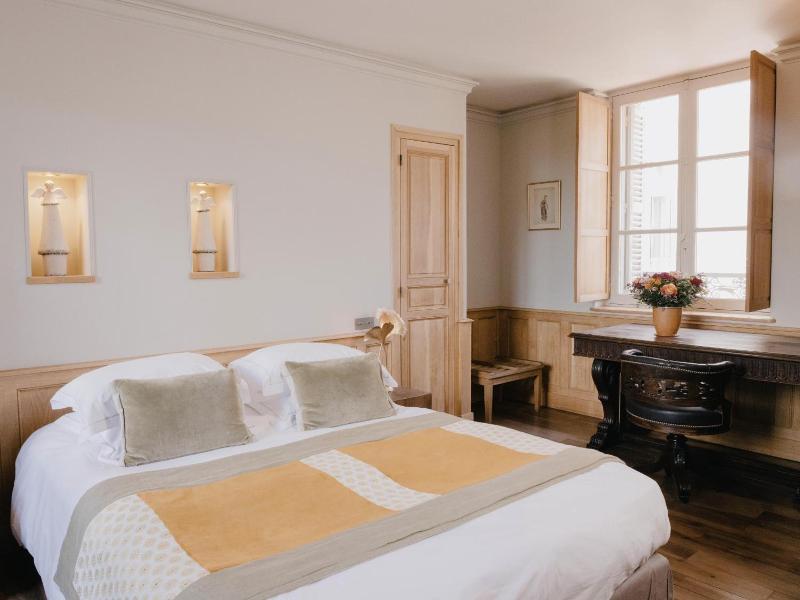 La Maison De Lucie image