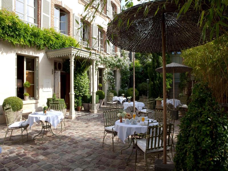La Maison De Lucie image