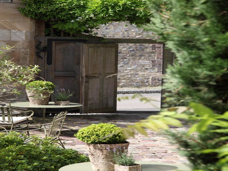 La Maison De Lucie image