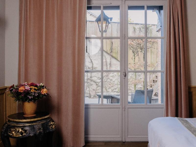 La Maison De Lucie image