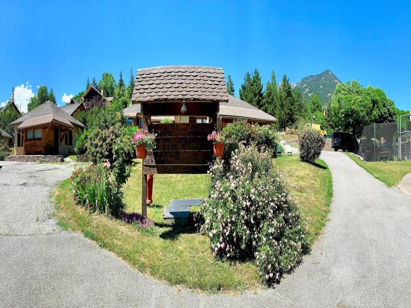 Le Catinat Fleuri image