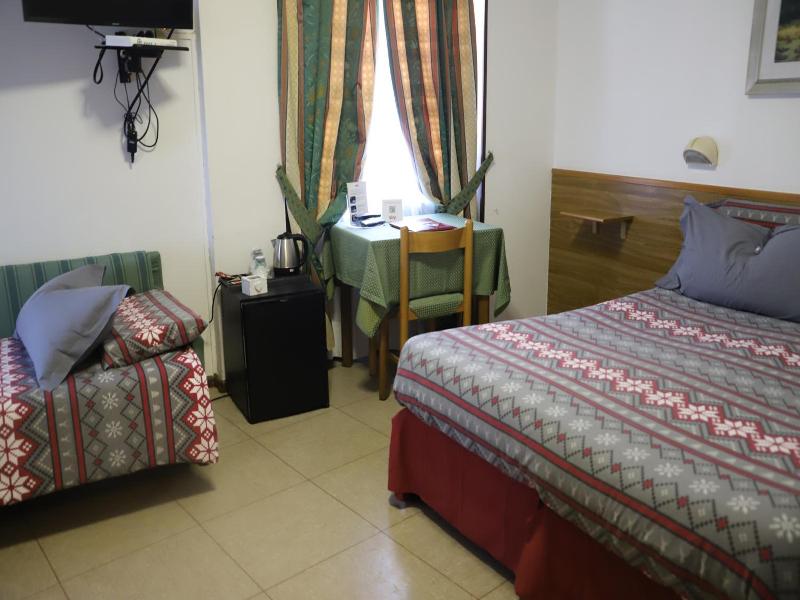 Hotel Bucaneve image
