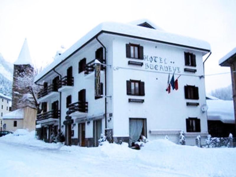 Hotel Bucaneve image
