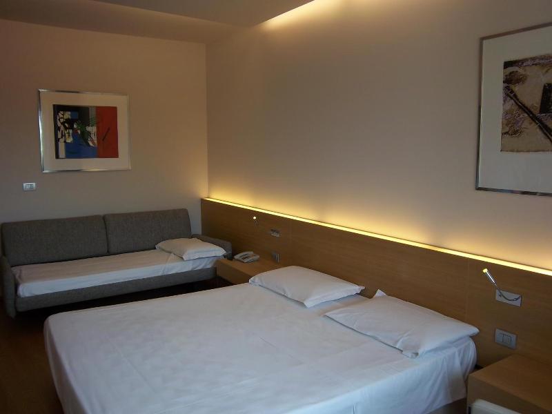 Hotel Internazionale image
