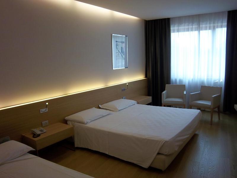 Hotel Internazionale image