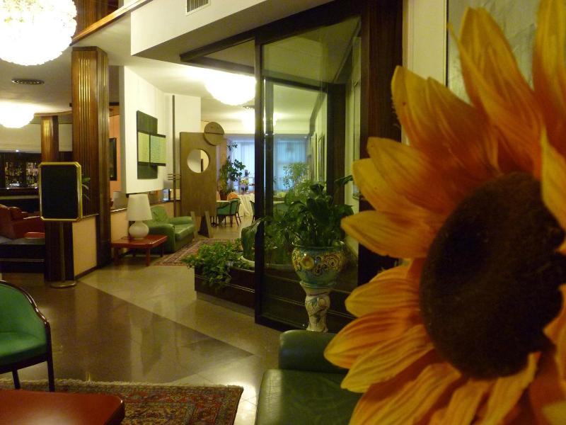 Hotel Internazionale image