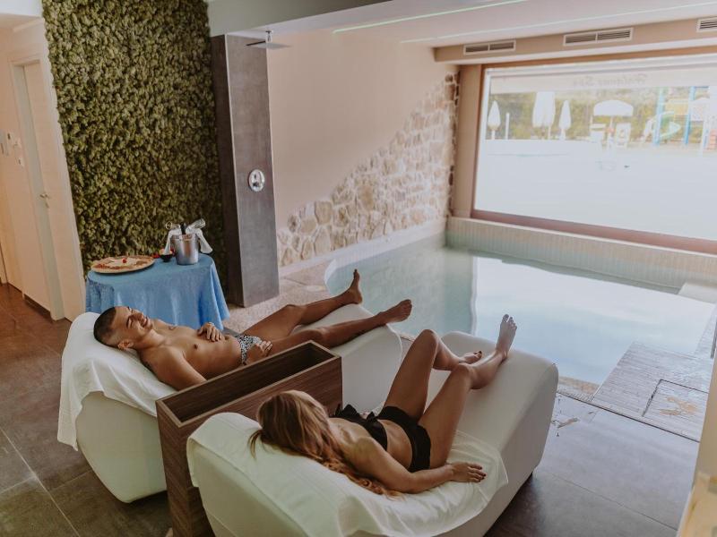 Halanus Hotel And Resort image