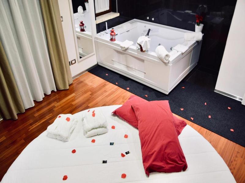 Halanus Hotel And Resort image