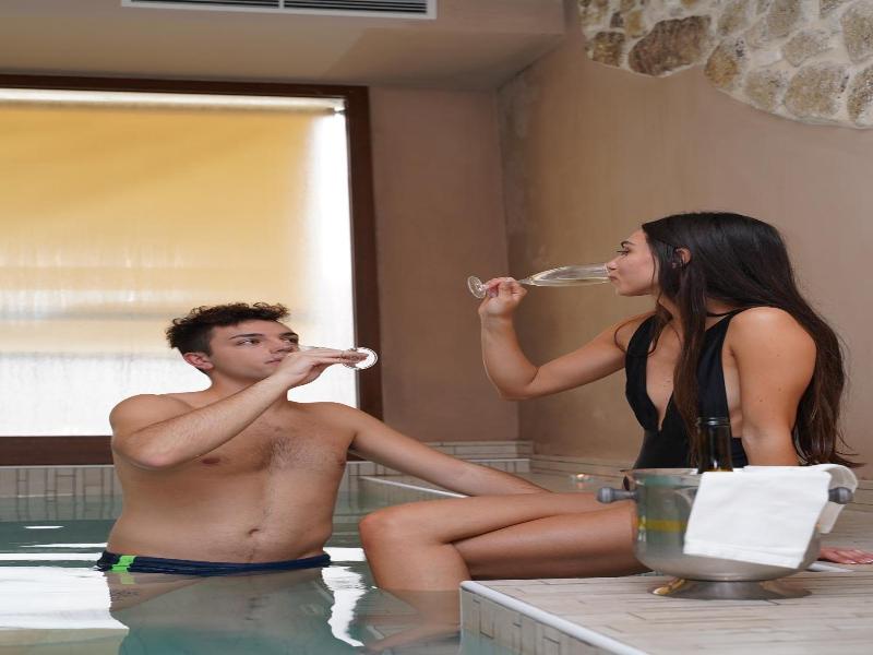 Halanus Hotel And Resort image