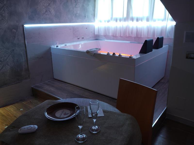 Halanus Hotel And Resort image