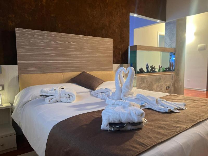 Halanus Hotel And Resort image