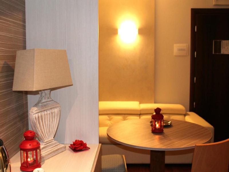 Halanus Hotel And Resort image