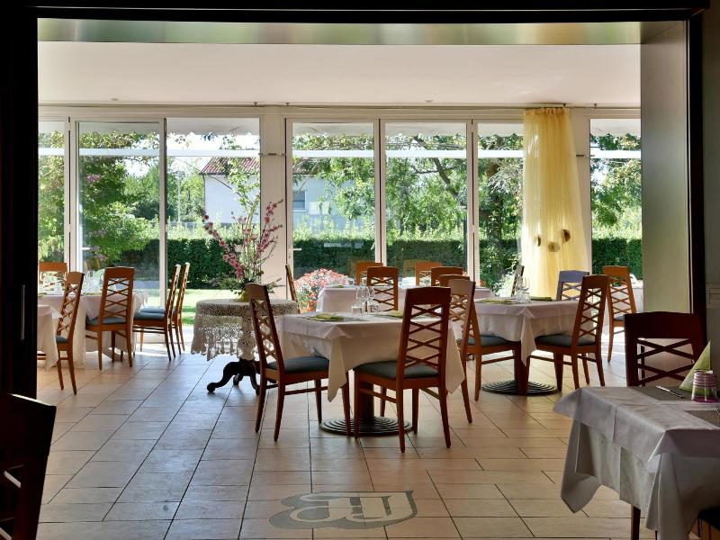 Hotel Italia image