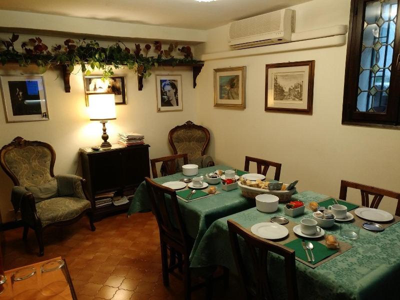 Albergo Al Gobbo image