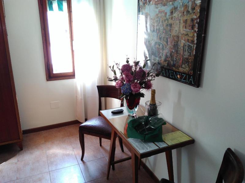 Albergo Al Gobbo image