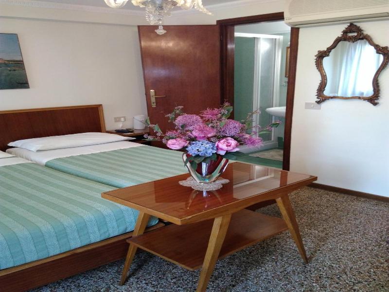 Albergo Al Gobbo image