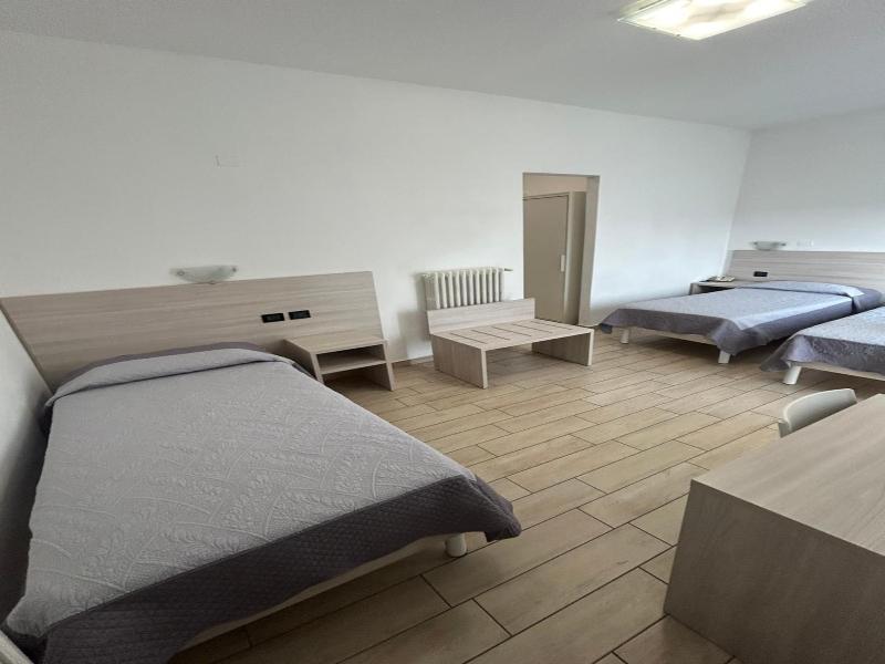 Hotel Marchina image