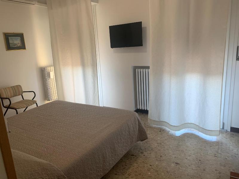 Hotel Marchina image