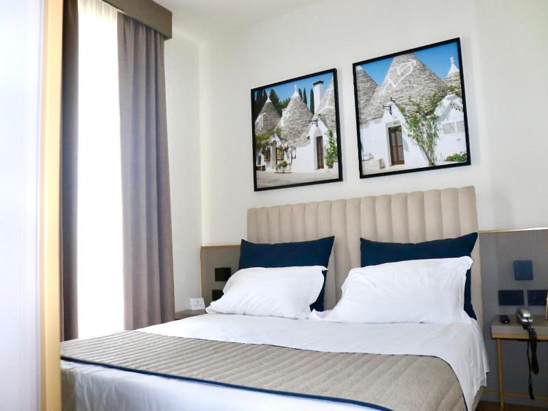 Vittoria Parc Hotel image