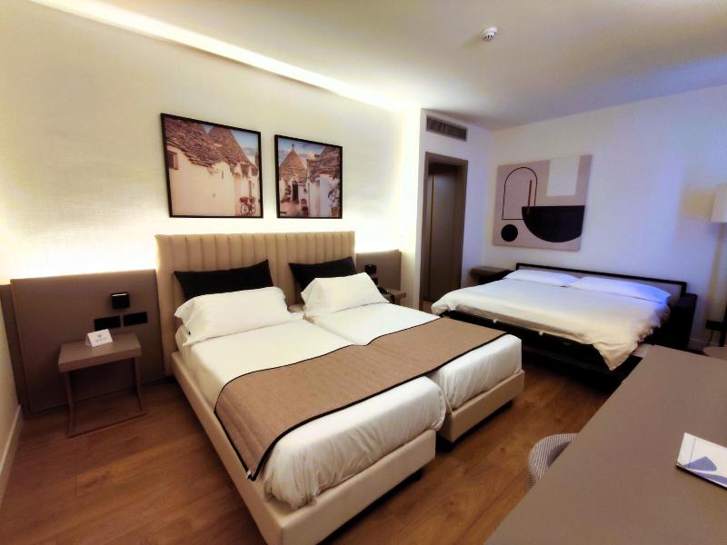 Vittoria Parc Hotel image