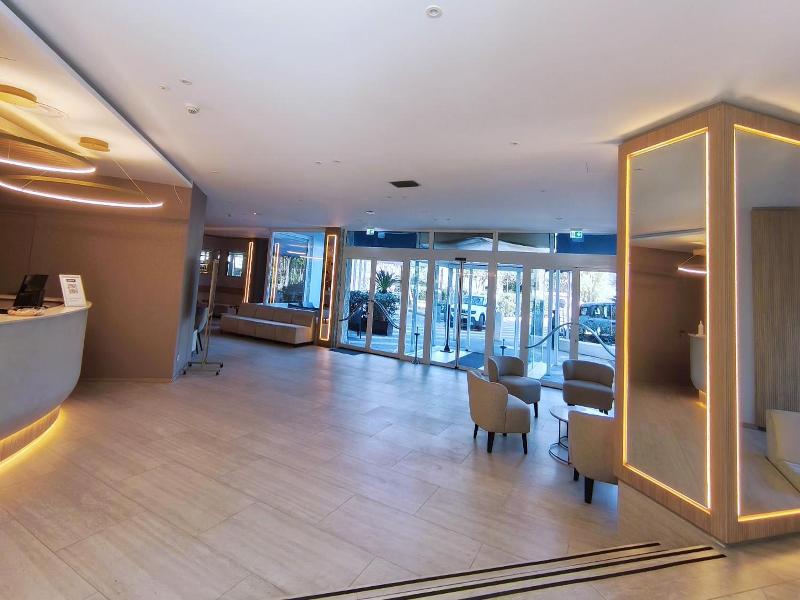 Vittoria Parc Hotel image