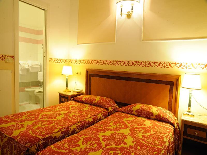 Hotel Progresso image
