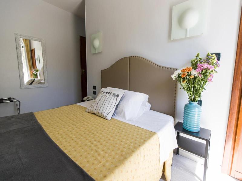 Hotel Ponte Sassi image