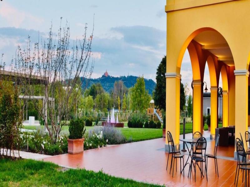 Villa Aretusi image