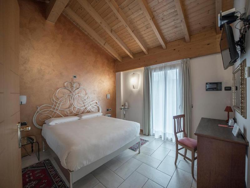 Hotel Villa Colico image