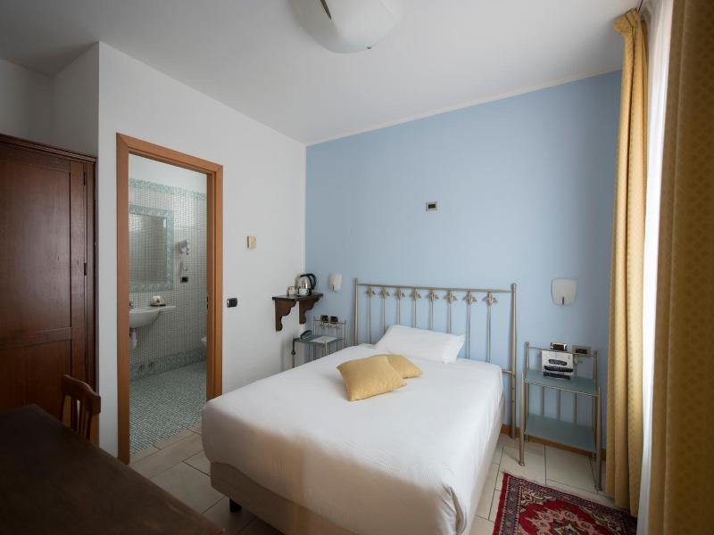 Hotel Villa Colico image