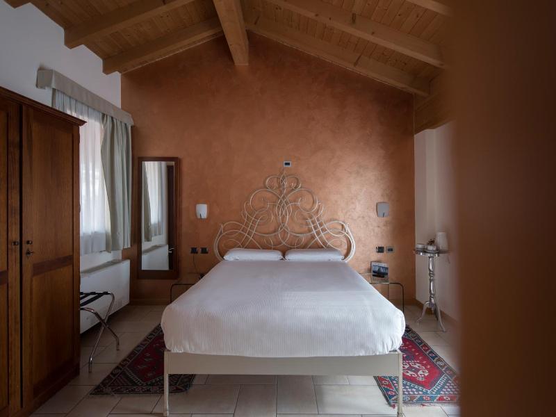 Hotel Villa Colico image