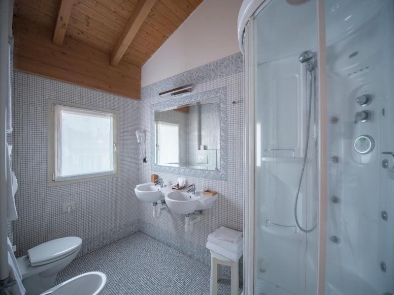 Hotel Villa Colico image