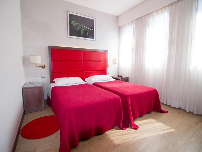 Hotel Alan image