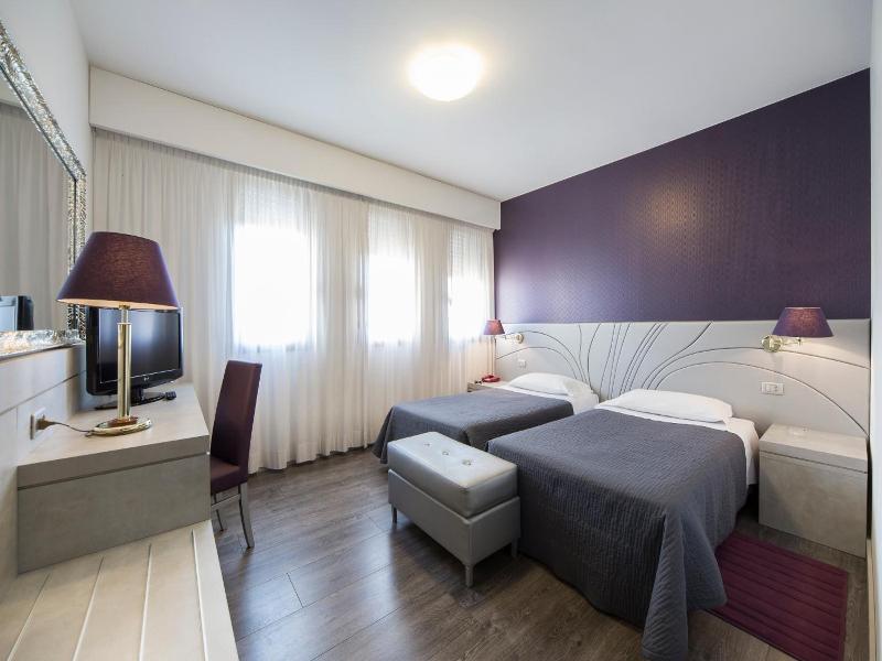 Hotel Alan image