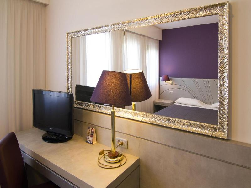 Hotel Alan image