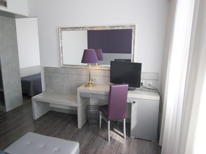 Hotel Alan image