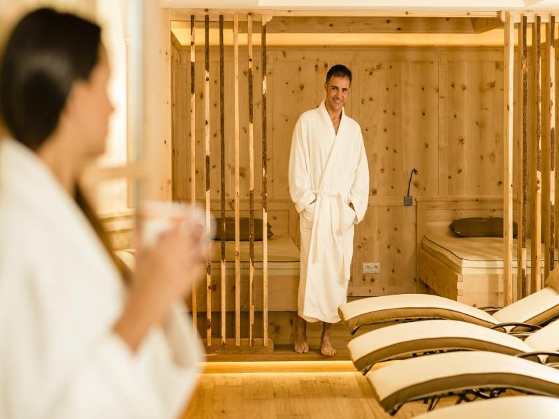 Alpin Hotel Sonnblick image