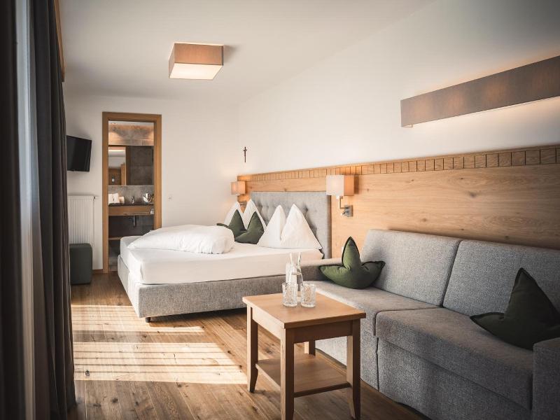 Alpin Hotel Sonnblick image