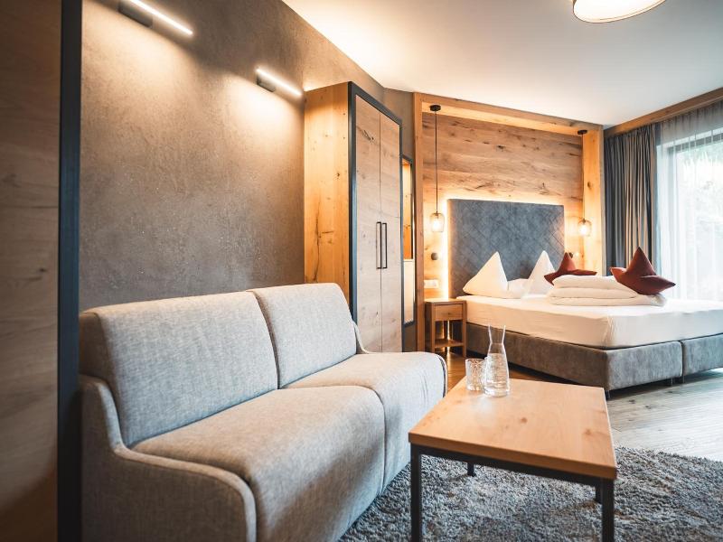 Alpin Hotel Sonnblick image