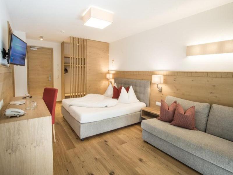 Alpin Hotel Sonnblick image