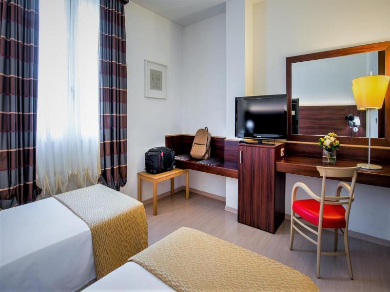 Delfina Palace Hotel image