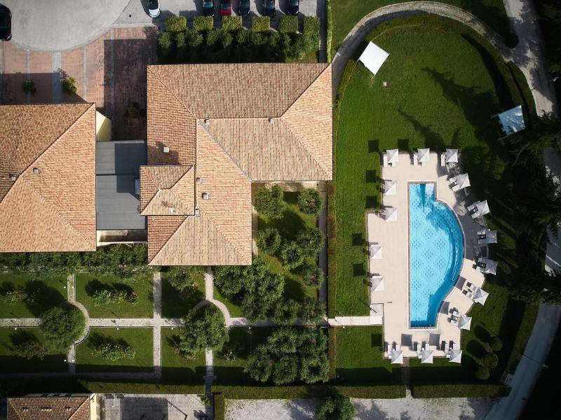 Delfina Palace Hotel image