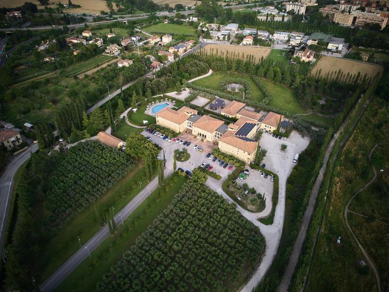 Delfina Palace Hotel image